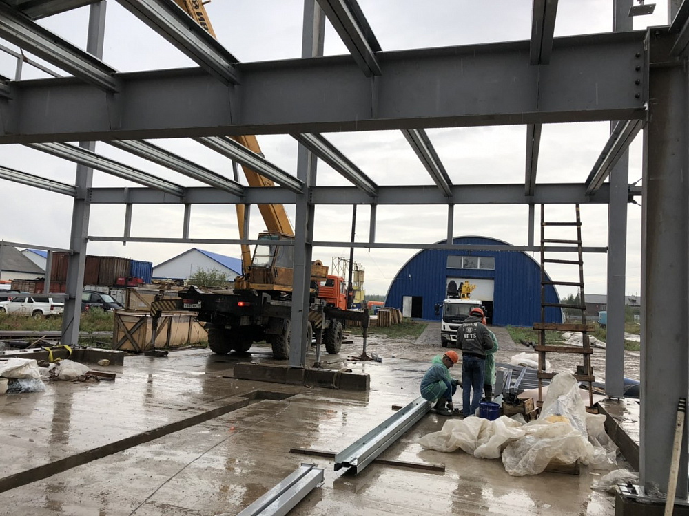 Здание Гаража в г. Ленск