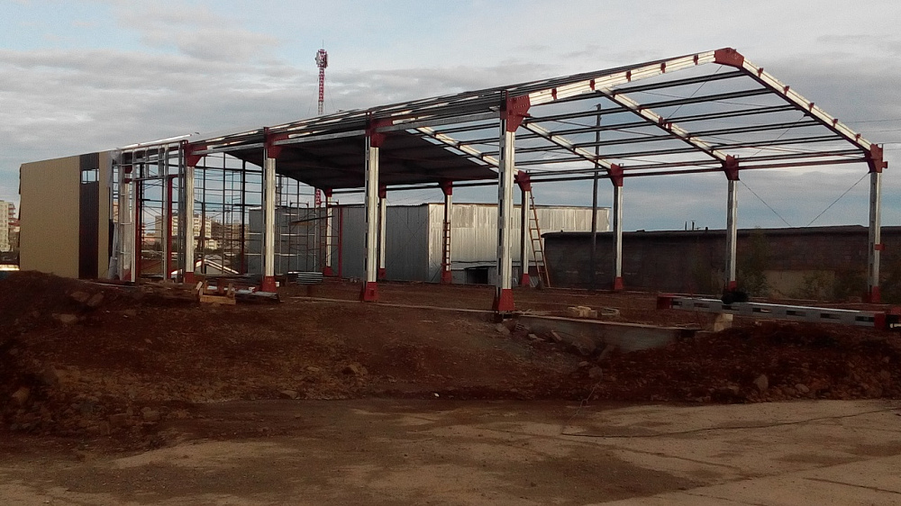 Быстровозводимый сборный склад продовольственных продуктов с холодильной камерой. г. Мирный