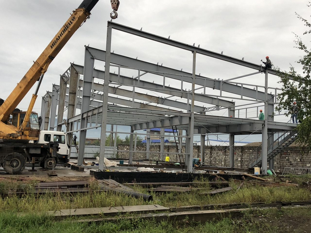 Здание Гаража в г. Ленск