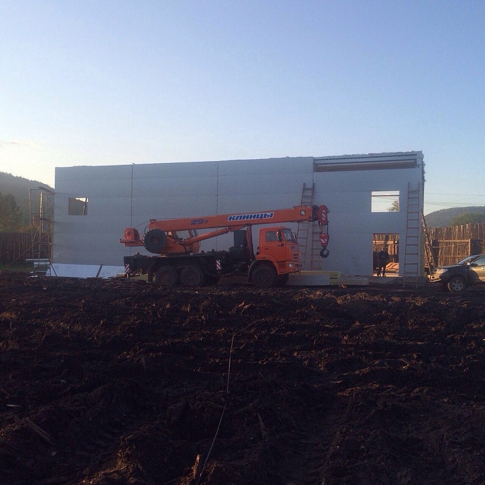 Ремонтный бокс 12х24х6 с кран балкой 5 тн. г Усть-кут Ремонтный бокс 12х24х6 с кран балкой 5 тн. г Усть-кут