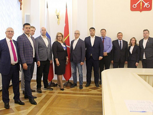 В Смольном состоялась встреча бизнес-делегаций Санкт‑Петербурга и Красноярского края